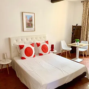 Le 1835, Rouge-corail Appartement